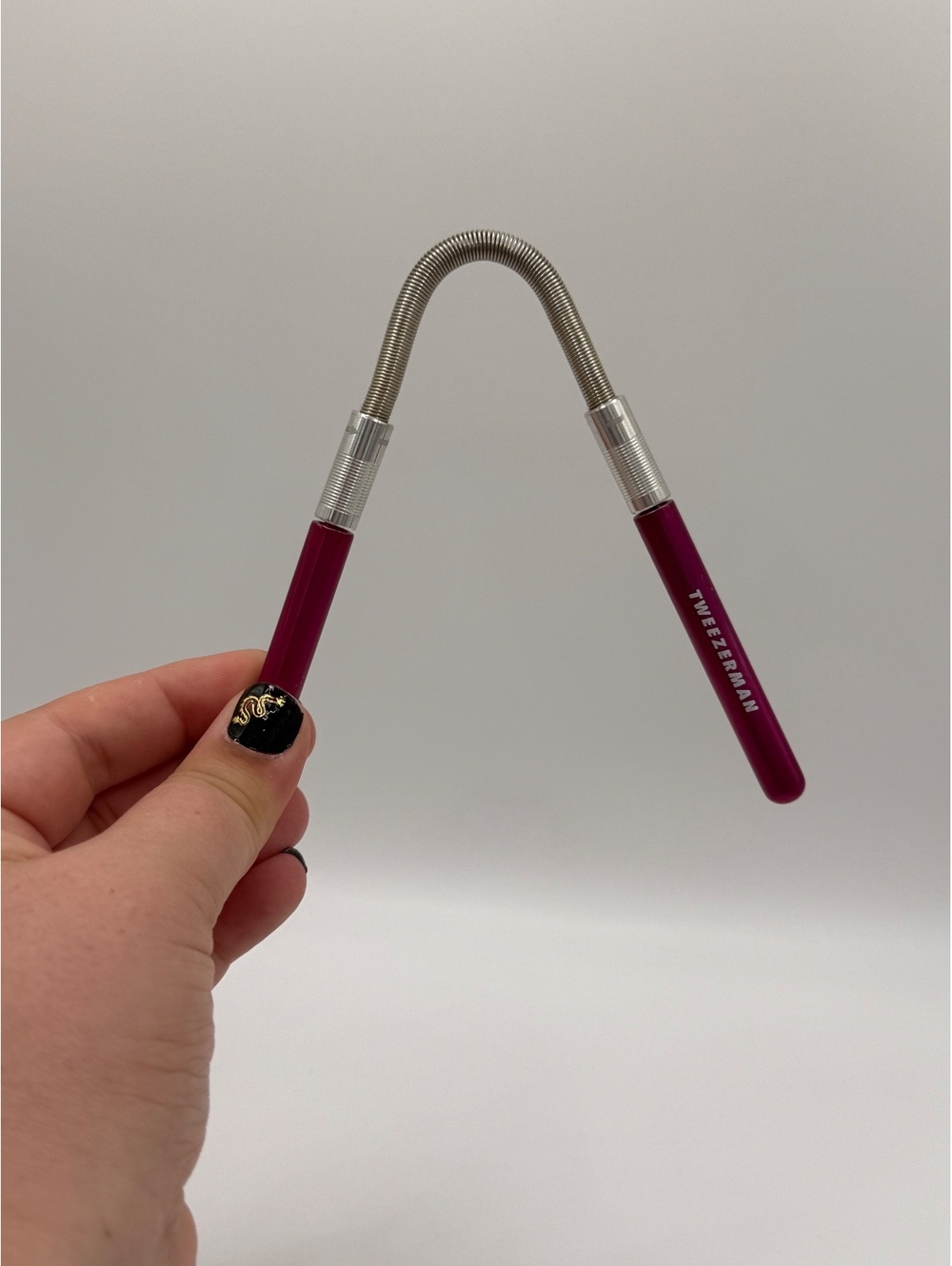 Tweezerman Smooth Finish Facial Hair Remover Tool Pink Handles